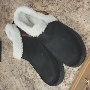 Fleece lined boots